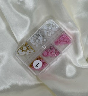 Flower Nail Charms Pink/White